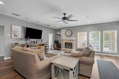 106 Bent Creek Court, Waxahachie, TX 75165 - Photo 10