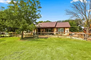 13043 Gold Hill Rd, Argyle, TX 76226 - Photo 2