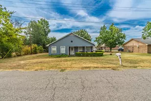 2803 Charity Rd, Commerce, TX 75428 - Photo 4