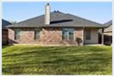 565 Griffith Drive, Saginaw, TX 76179 - Photo 16
