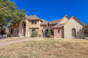 2737 Wood Lake Dr, Cedar Hill, TX 75104 - Photo 1