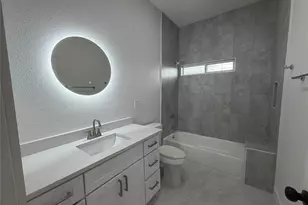 808 W 10th St, Dallas, TX 75208 - Photo 4