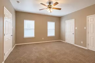 719 E 6th St, Bonham, TX 75418 - Photo 6
