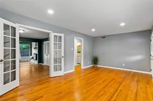 1500 W Lavender Ln, Arlington, TX 76013 - Photo 6