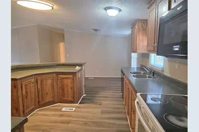 100 Crow Street, Mabank, TX 75156 - Photo 16