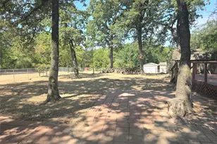 100 Crow St, Mabank, TX 75156 - Photo 26