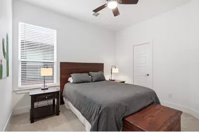 2817 Stanley Avenue, Fort Worth, TX 76110 - Photo 18