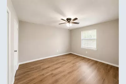 8136 Richard Street, White Settlement, TX 76108 - Photo 16