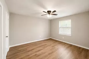 8136 Richard St, White Settlement, TX 76108 - Photo 16