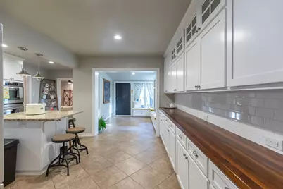1102 Oldham Lane, Abilene, TX 79602 - Photo 6