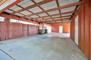 7608 Bridges Ave, Richland Hills, TX 76118 - Photo 40
