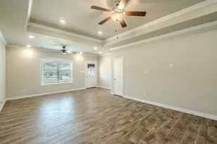 2016 Langston St, Fort Worth, TX 76105 - Photo 4