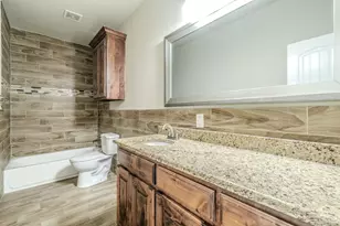 2016 Langston St, Fort Worth, TX 76105 - Photo 16