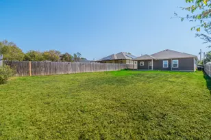 2016 Langston St, Fort Worth, TX 76105 - Photo 24