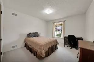 9630 Fallbrook Dr, Dallas, TX 75243 - Photo 30