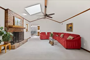 9630 Fallbrook Dr, Dallas, TX 75243 - Photo 22