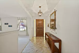 9630 Fallbrook Dr, Dallas, TX 75243 - Photo 6