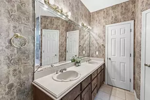 611 Dancer Ln, Lancaster, TX 75146 - Photo 20