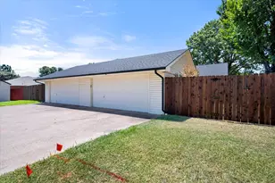 1110 Fairhaven Dr, Mansfield, TX 76063 - Photo 26