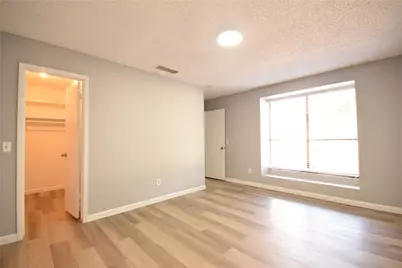 115 W Timberview Lane, Arlington, TX 76014 - Photo 10