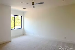 9845 Lenel Pl, Dallas, TX 75220 - Photo 20