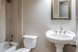 1561 Knottingham Dr, Little Elm, TX 75068 - Photo 16