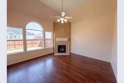 1213 Whitecreek Drive, Glenn Heights, TX 75154 - Photo 8