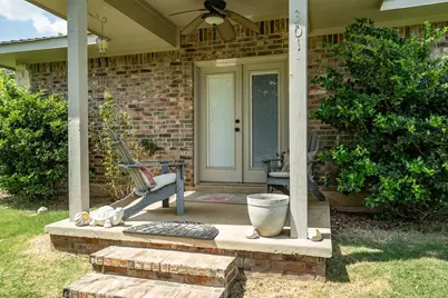 301 Meadow Knoll Drive, Double Oak, TX 75077 - Photo 20