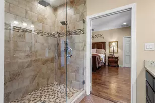 301 Meadow Knoll Drive, Double Oak, TX 75077 - Photo 20