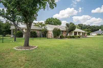 301 Meadow Knoll Drive, Double Oak, TX 75077 - Photo 4