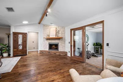 301 Meadow Knoll Drive, Double Oak, TX 75077 - Photo 8