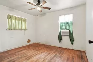 820 Colgate Dr, Lancaster, TX 75134 - Photo 14