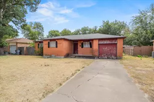820 Colgate Dr, Lancaster, TX 75134 - Photo 4