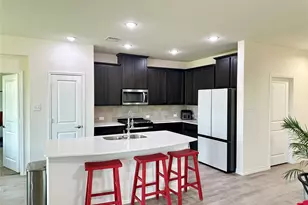 10922 Autry Ridge Ln, Aubrey, TX 76227 - Photo 10
