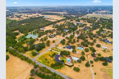 138 Green Oaks Drive, Bartonville, TX 76226 - Photo 20