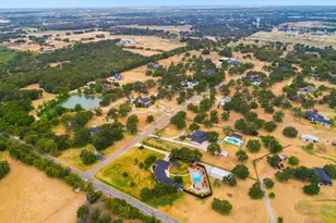138 Green Oaks Dr, Bartonville, TX 76226 - Photo 20