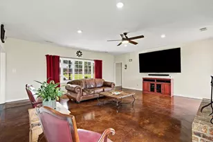 138 Green Oaks Dr, Bartonville, TX 76226 - Photo 8