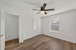 352 Mesquite Hill Dr, Arlington, TX 76002 - Photo 10