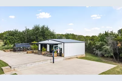 1281 Shady Oaks Circle, Glen Rose, TX 76043 - Photo 32