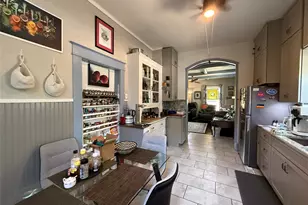 2223 N 6th St, Waco, TX 76708 - Photo 8