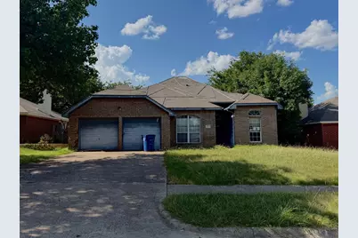 111 Craddock, Glenn Heights, TX 75154 - Photo 1