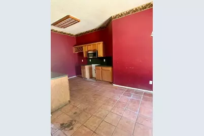 111 Craddock, Glenn Heights, TX 75154 - Photo 10