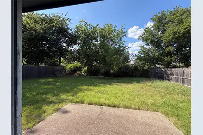 111 Craddock, Glenn Heights, TX 75154 - Photo 34
