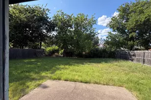 111 Craddock, Glenn Heights, TX 75154 - Photo 34