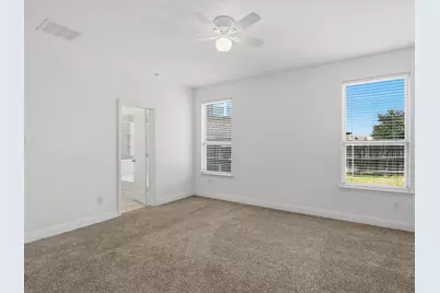 10236 Fox Springs Drive, Fort Worth, TX 76131 - Photo 16