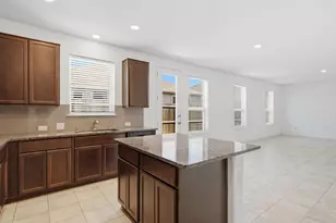 10236 Fox Springs Dr, Fort Worth, TX 76131 - Photo 12