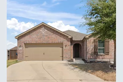 10236 Fox Springs Drive, Fort Worth, TX 76131 - Photo 2