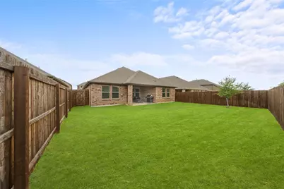 9805 Quail Pointe Road, Aubrey, TX 76227 - Photo 24