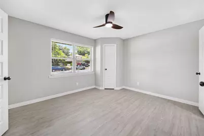 600 N Young Boulevard, DeSoto, TX 75115 - Photo 28