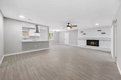 600 N Young Boulevard, DeSoto, TX 75115 - Photo 6